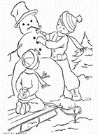 Зимние забавы. Дети делают снеговика - раскраска